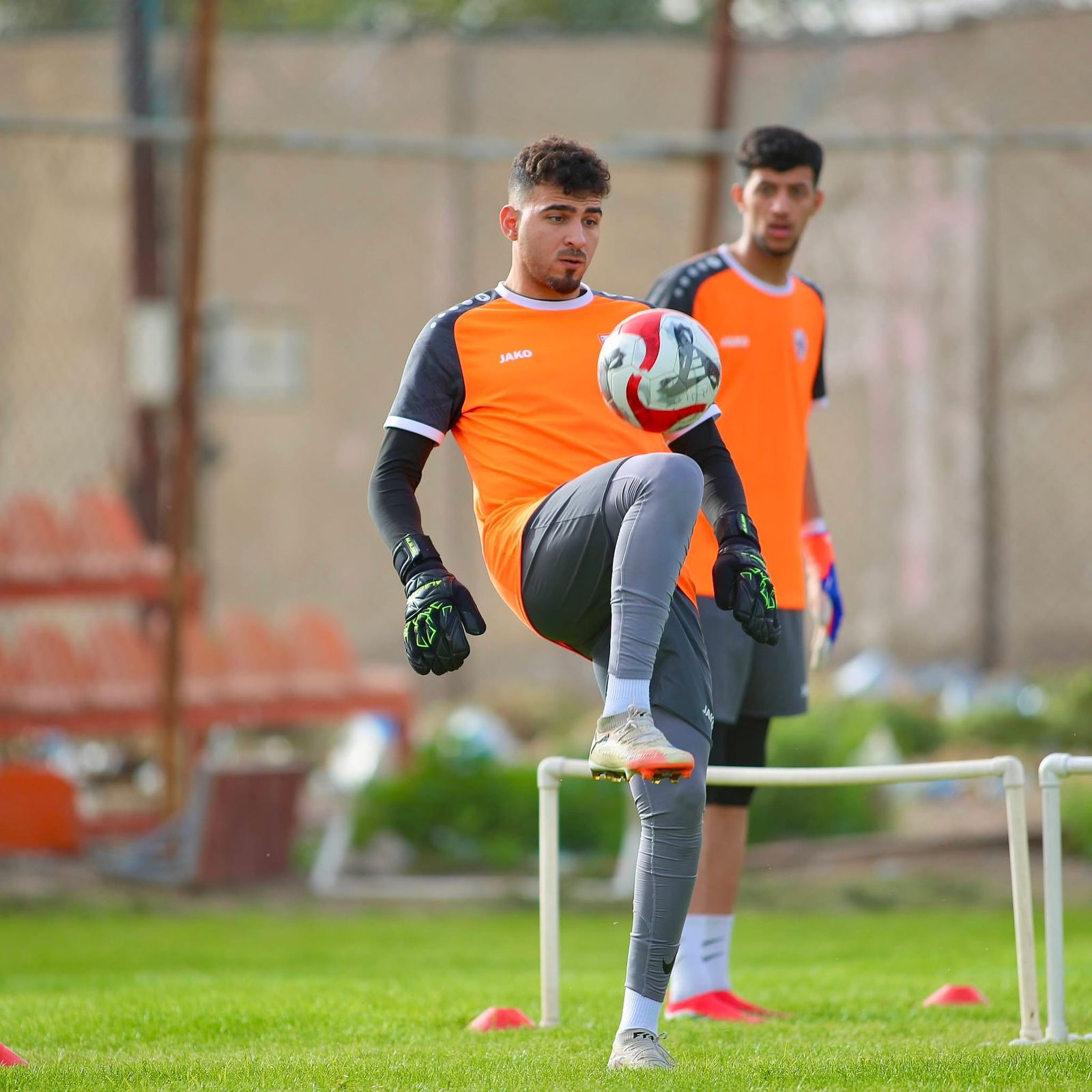 علي خالد